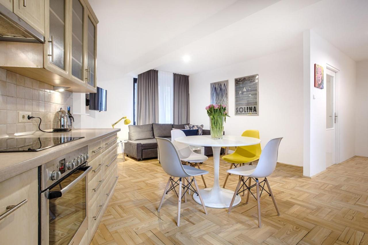Central Apartments By Tyzenhauz Краків Екстер'єр фото